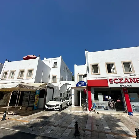 New Sedan Gazde/Camere de închiriat Bodrum