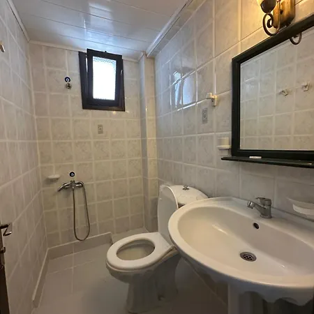 New Sedan Hotel *
